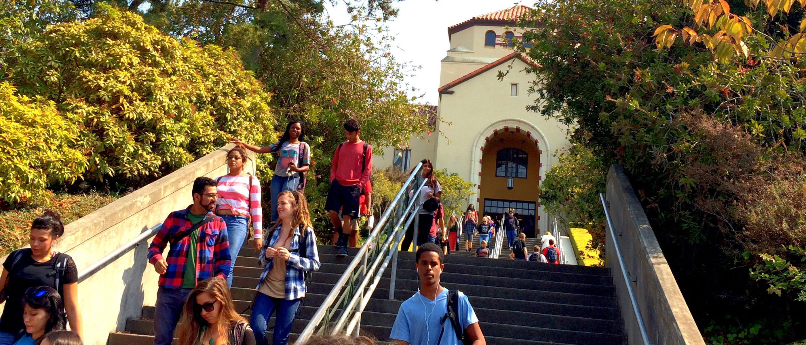 Students on the steps of Founders Hall, Cal Poly Humboldt